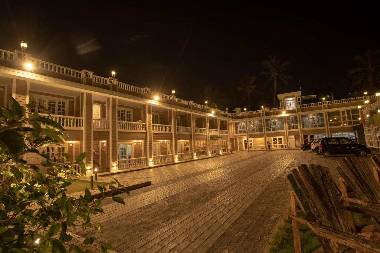 State Beach Resort And Spa Kannúr Kültér fotó